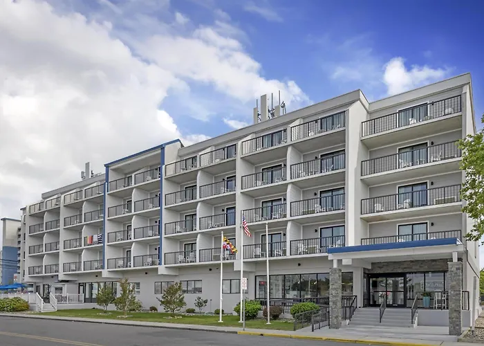 Western Ocean Hotel 3*